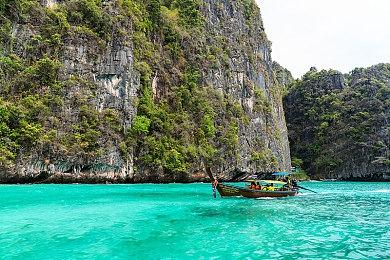 KK官方对战平台开放世界大冒险，采集掠夺打造命运神兵！